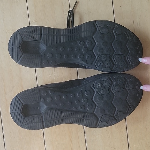 • Nike • Black Anthracite Gym Sneakers - Picture 5 of 6